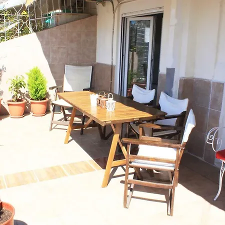 Sunny Central Apartment, Nice View, Fully Equipped * Thessaloniki
